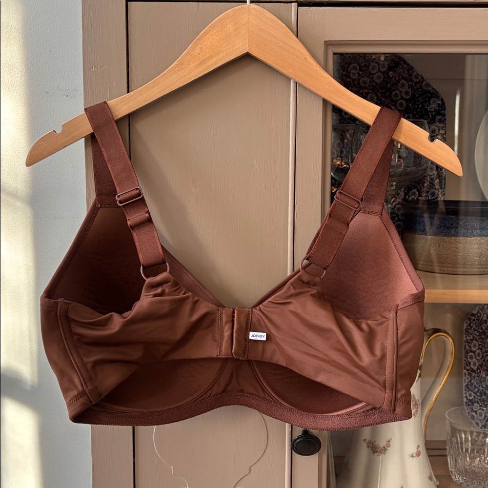 Jockey Smooth & Sleek Full Coverage Wire-free T-Shirt Bra in Chocolate, 36DD - Picture 4 of 7